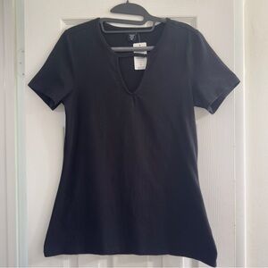 Torrid Foxy Tee Cut Out  NWT SZ 00X